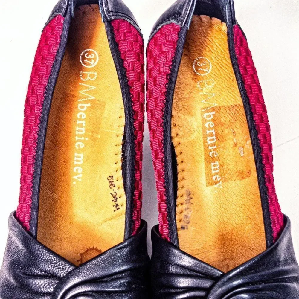 Bernie Mev Cranberry Red Lug Sole Chunky Pumps Sz 6-6.5